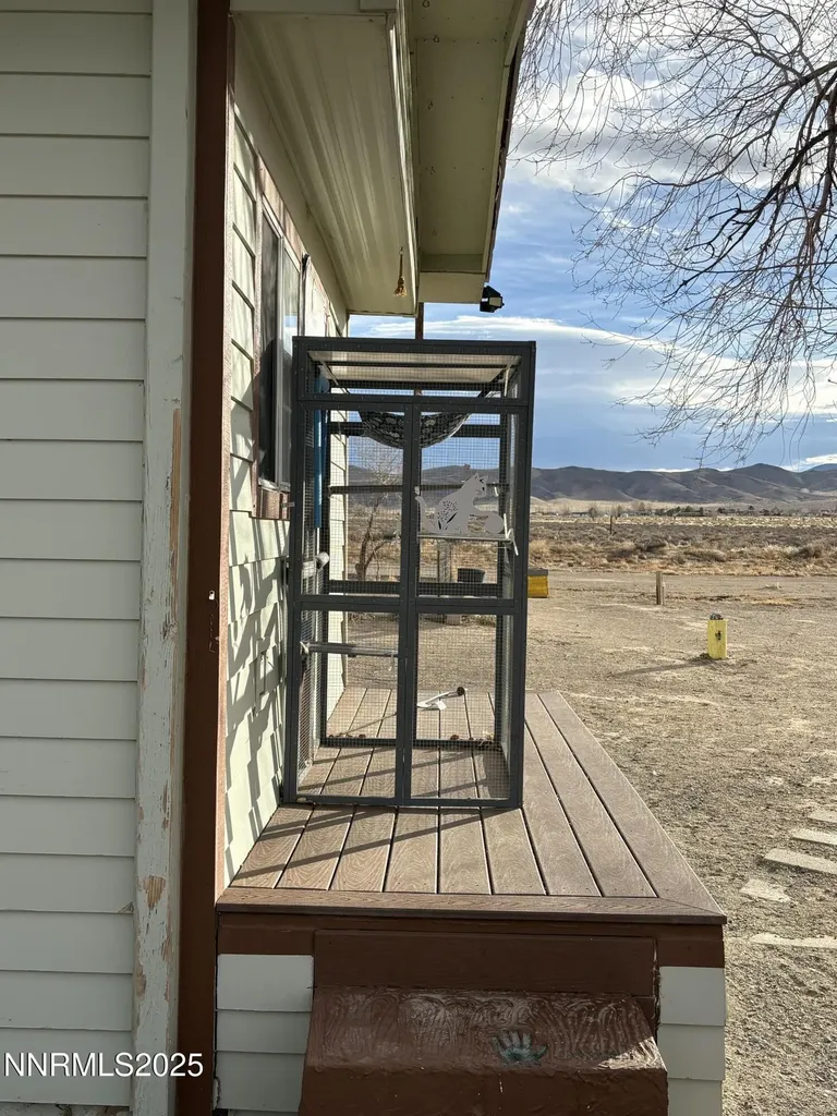 20 Miley Yerington NV 89447