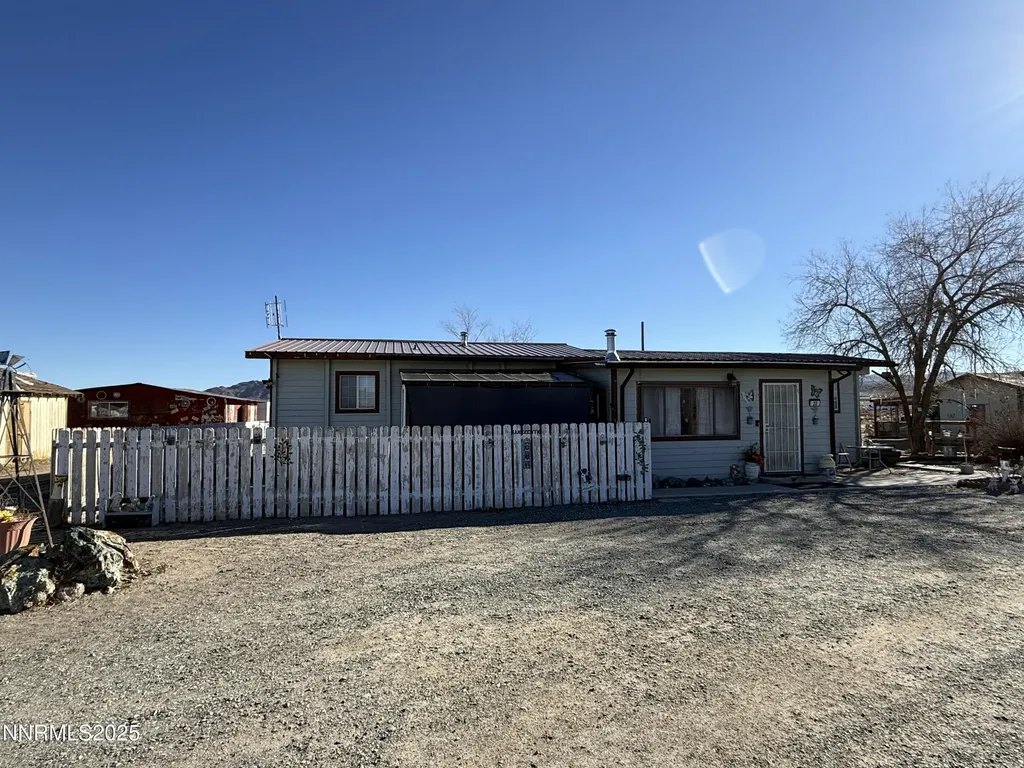 20 Miley Yerington NV 89447
