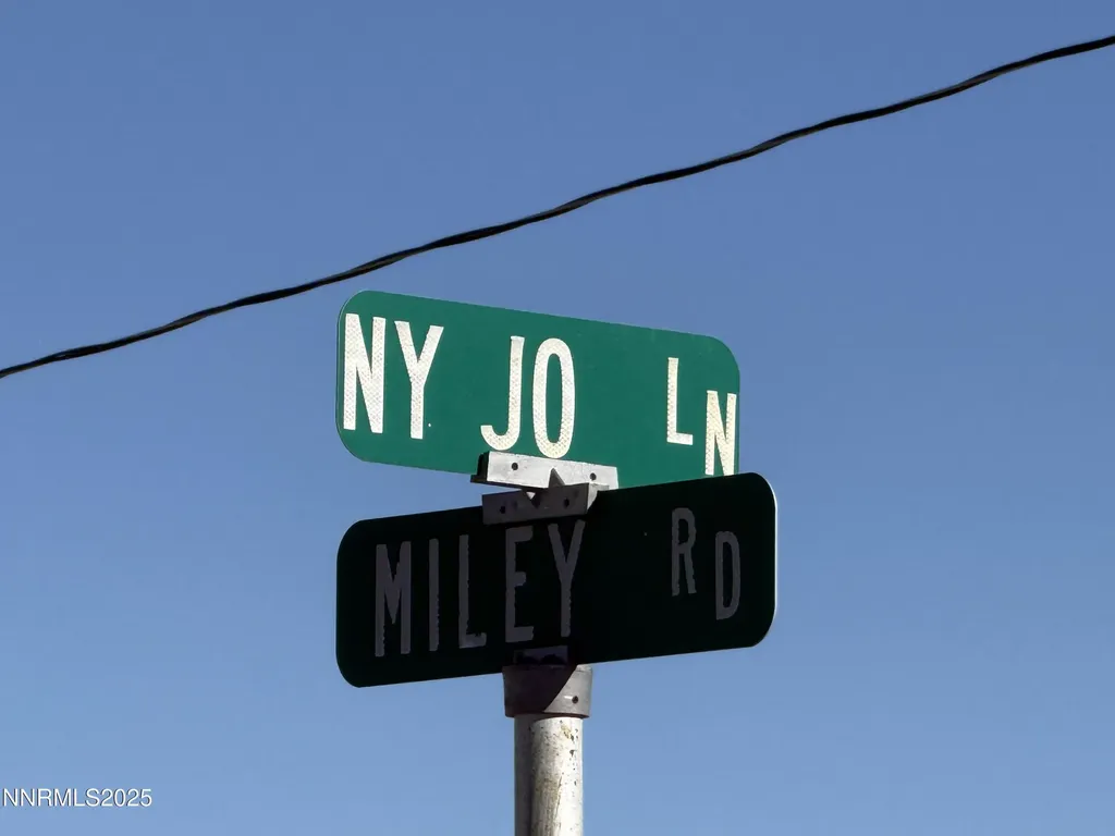 20 Miley Yerington NV 89447