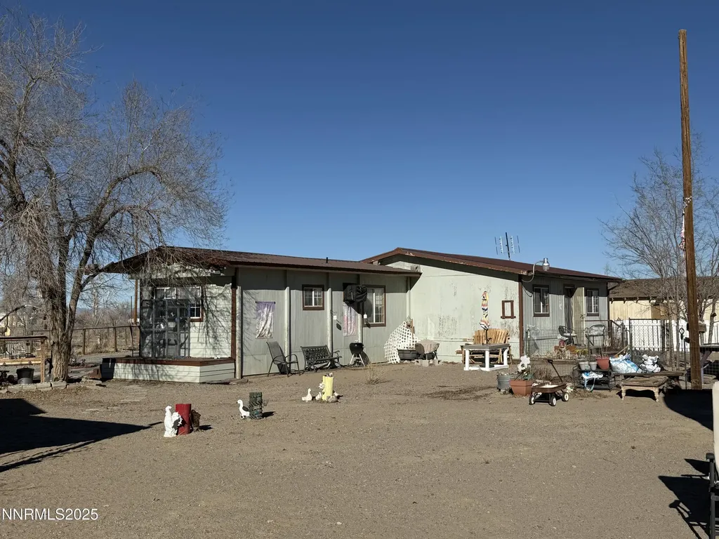 20 Miley Yerington NV 89447