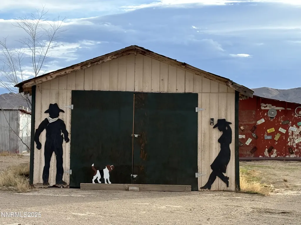 20 Miley Yerington NV 89447