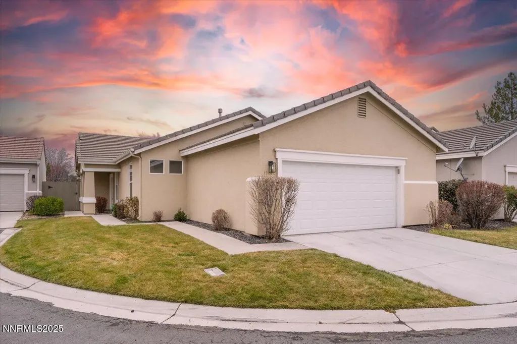 10482 Summershade Reno NV 89521