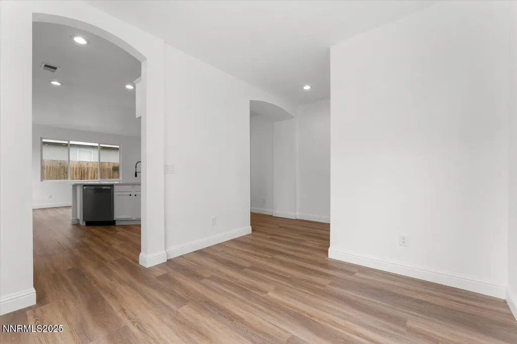 10482 Summershade Reno NV 89521