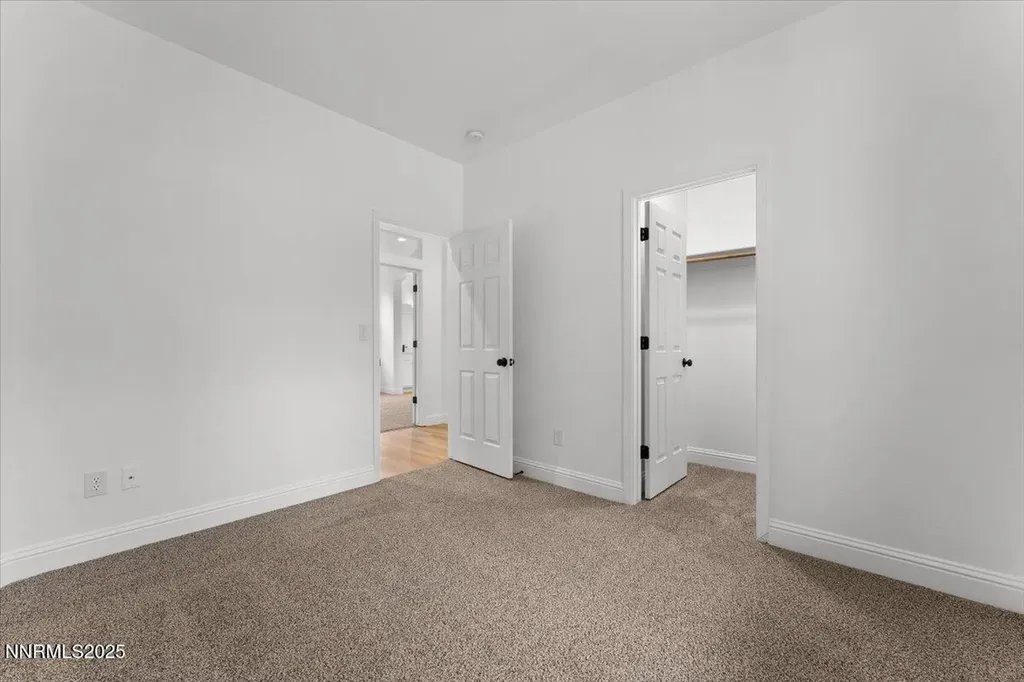 10482 Summershade Reno NV 89521