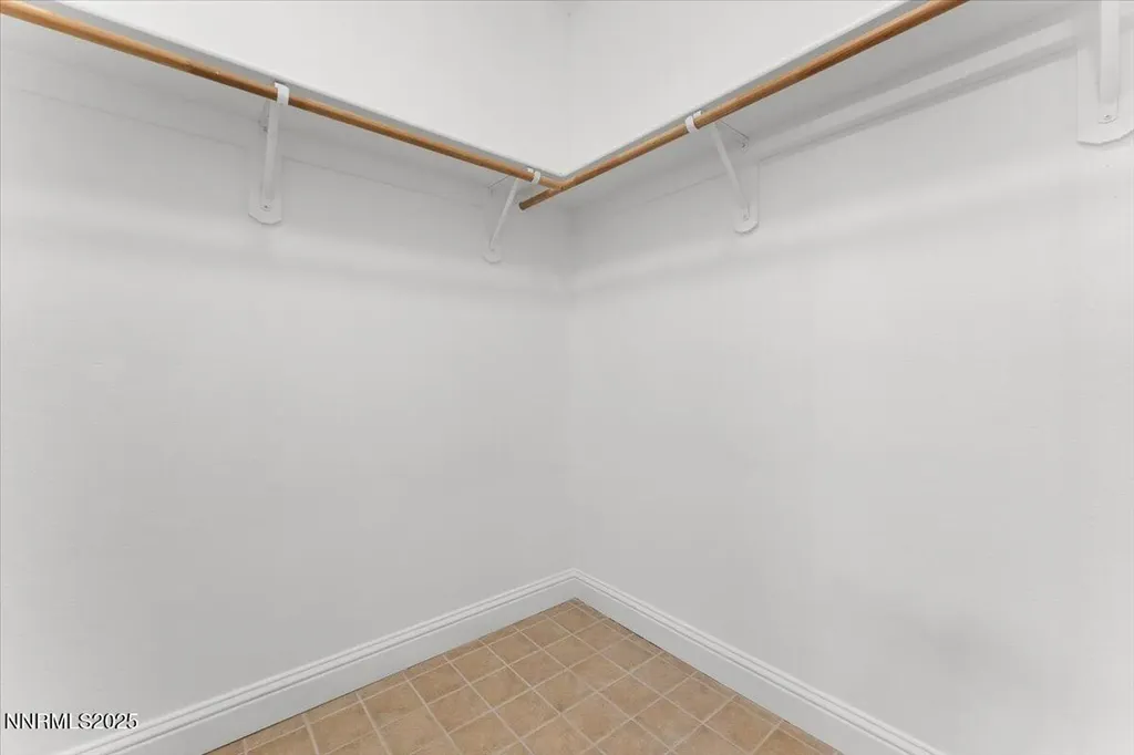 10482 Summershade Reno NV 89521