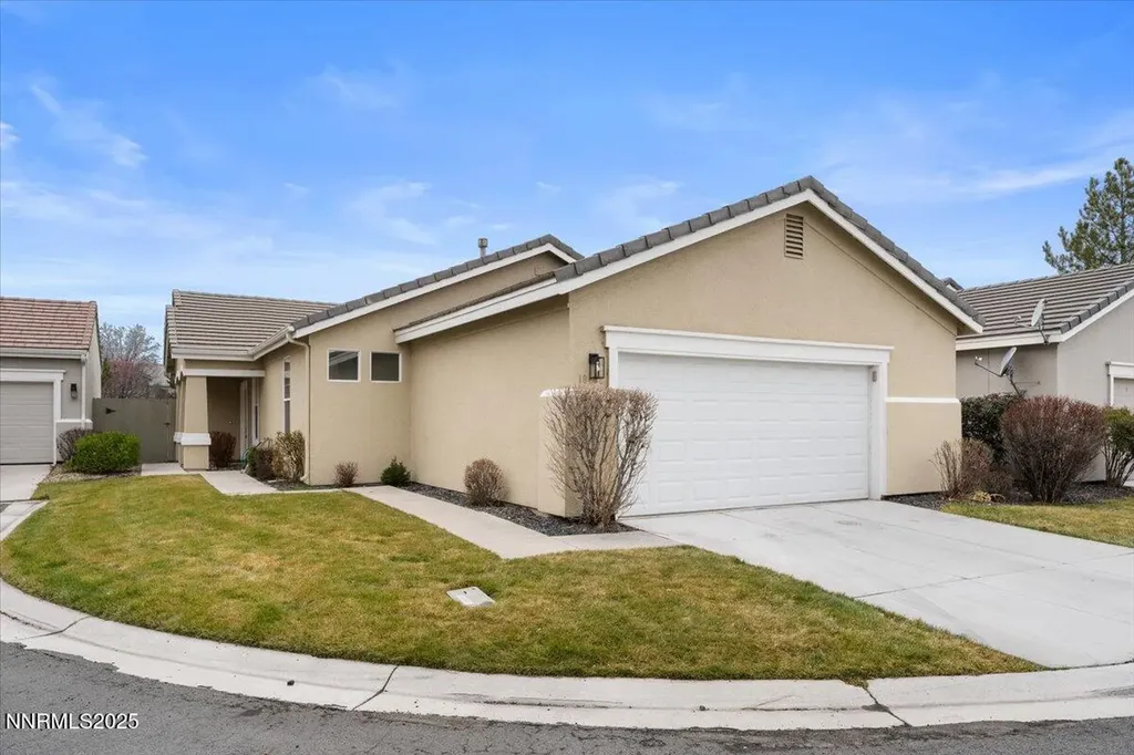 10482 Summershade Reno NV 89521