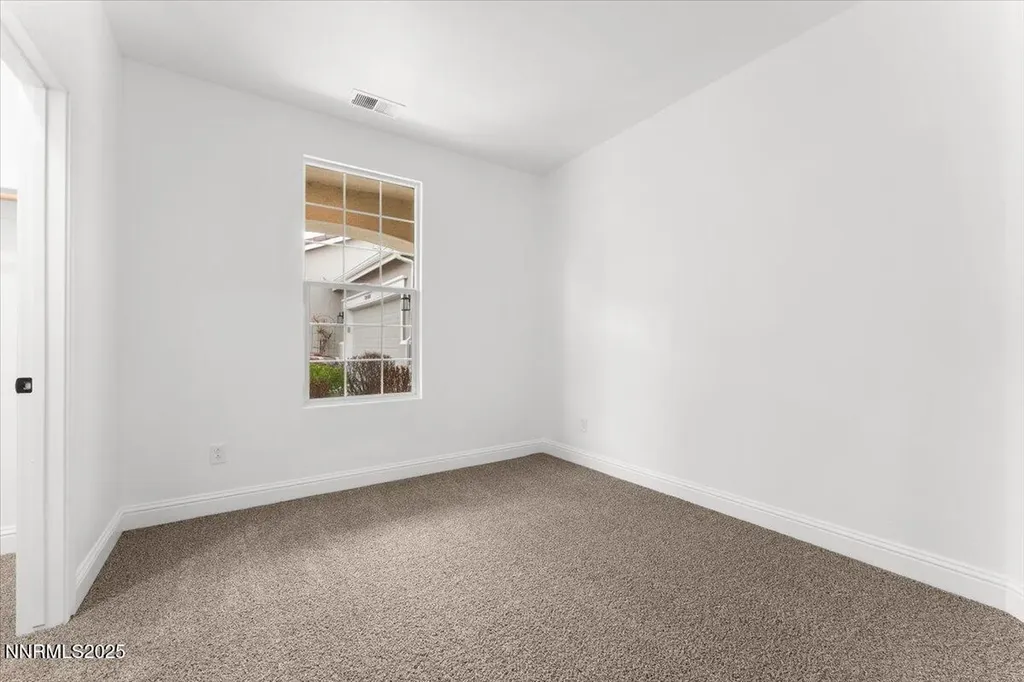10482 Summershade Reno NV 89521