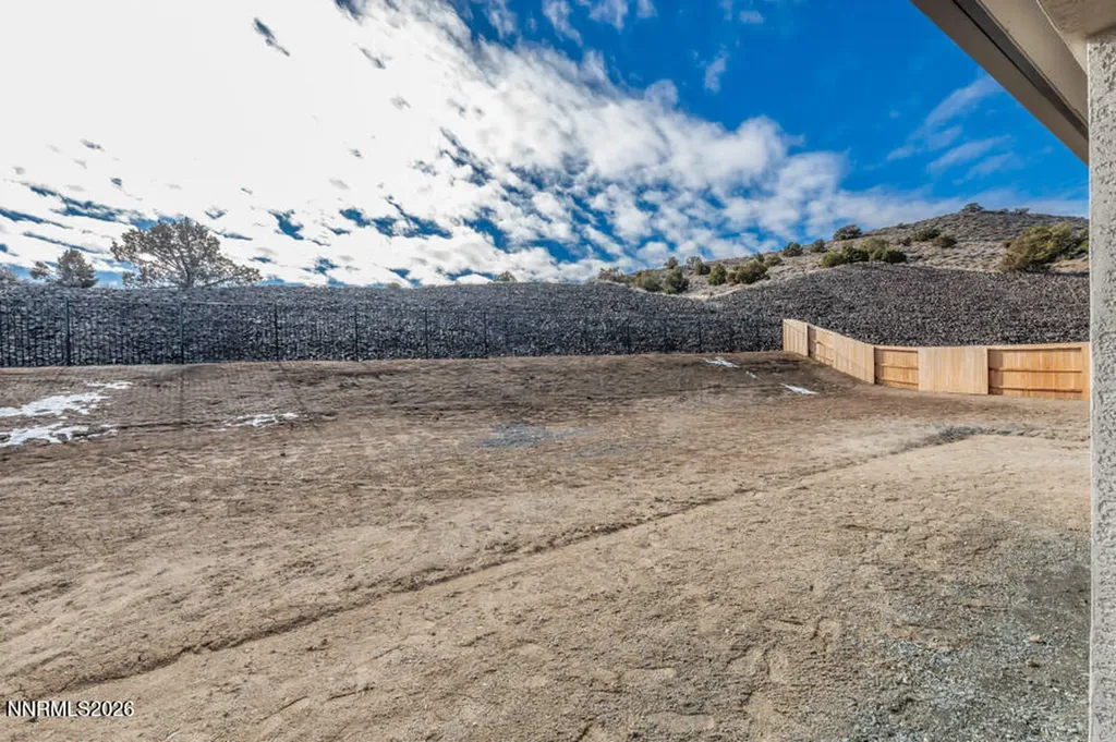 2400 Arrowroot Sparks NV 89441