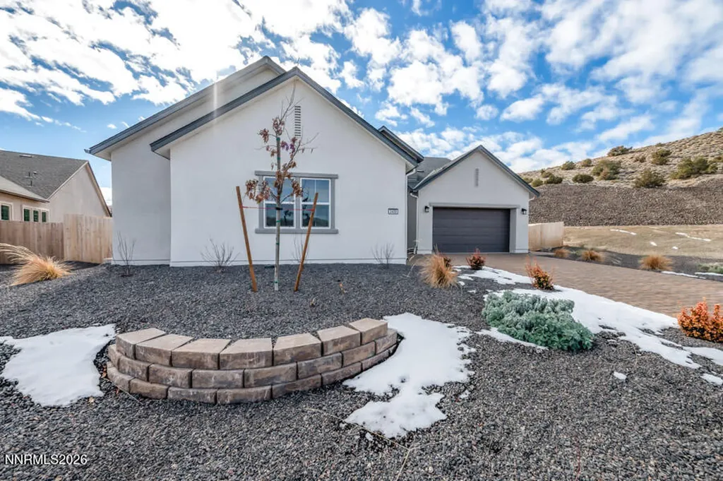 2400 Arrowroot Sparks NV 89441