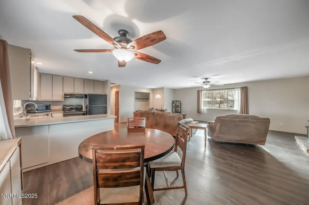 2594 Rice Fallon NV 89406