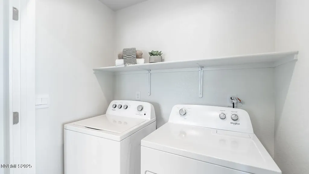 1641 Icelandic Reno NV 89523