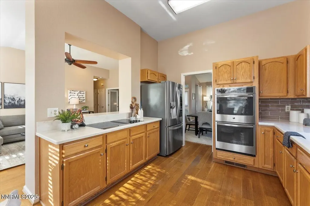 1655 Black Oak Sparks NV 89436
