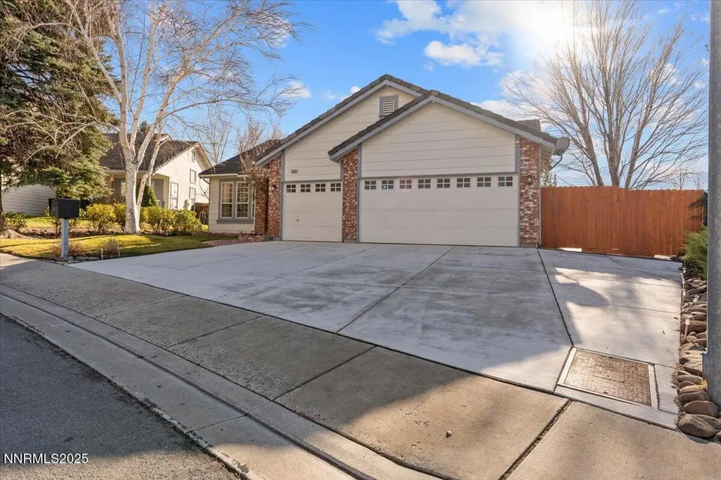 1655 Black Oak Sparks NV 89436