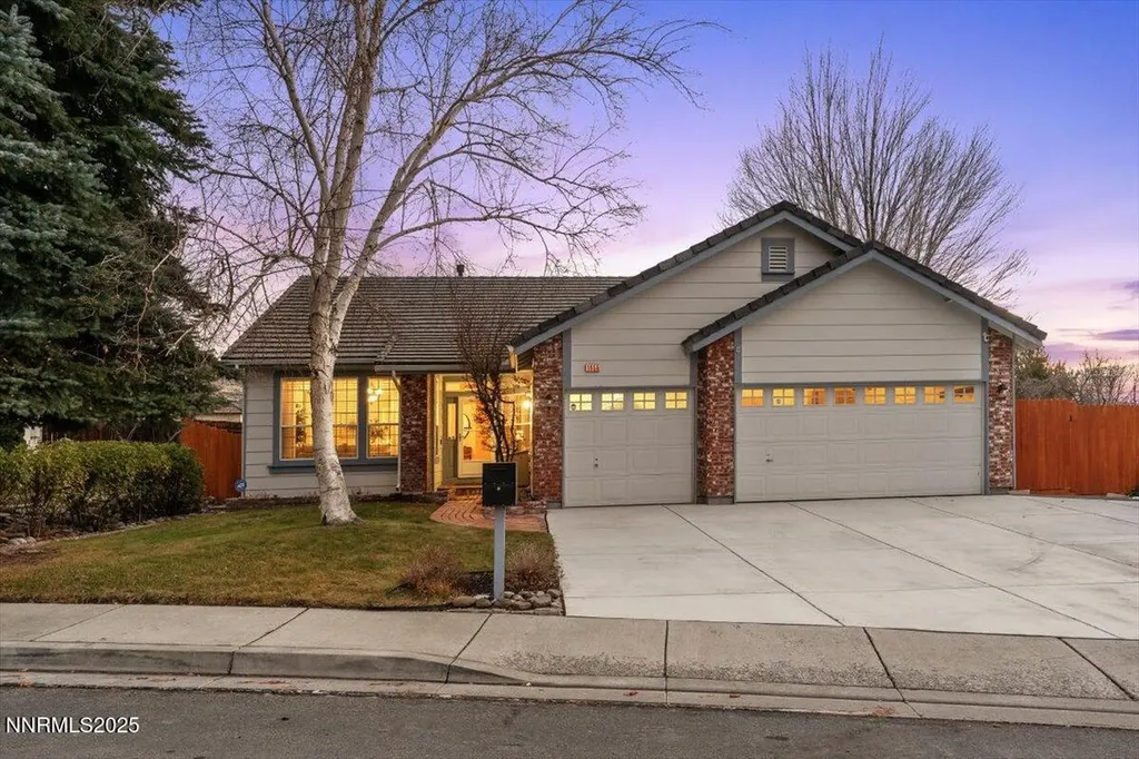 1655 Black Oak Sparks NV 89436