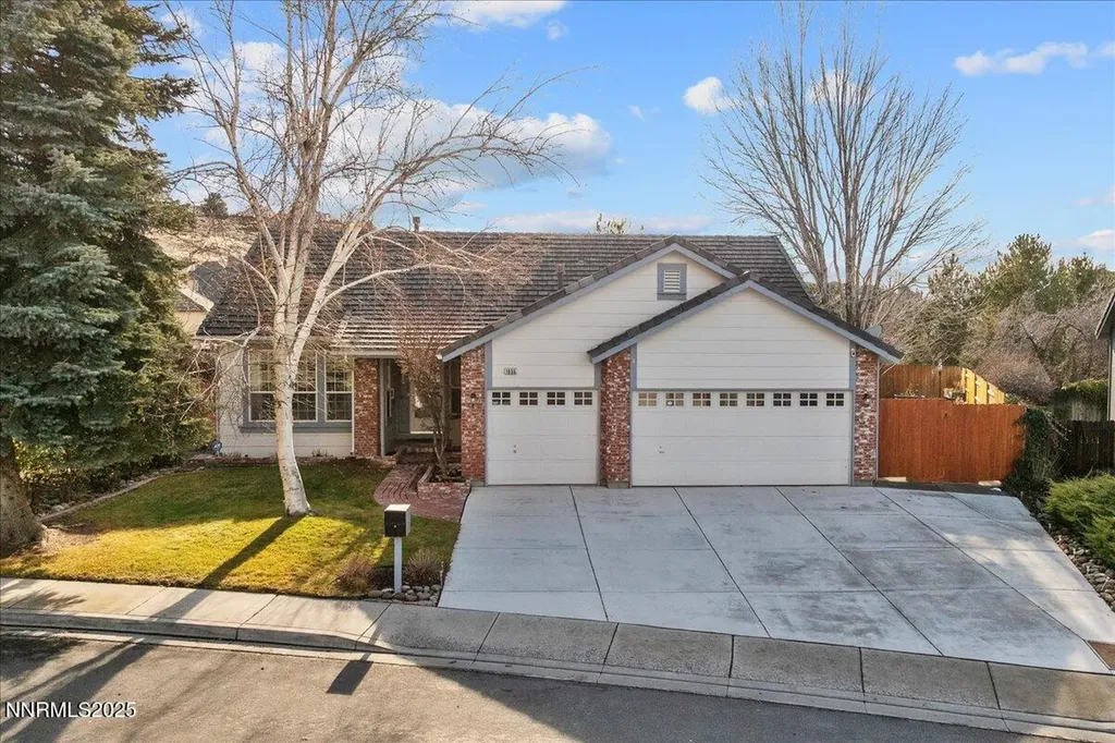 1655 Black Oak Sparks NV 89436