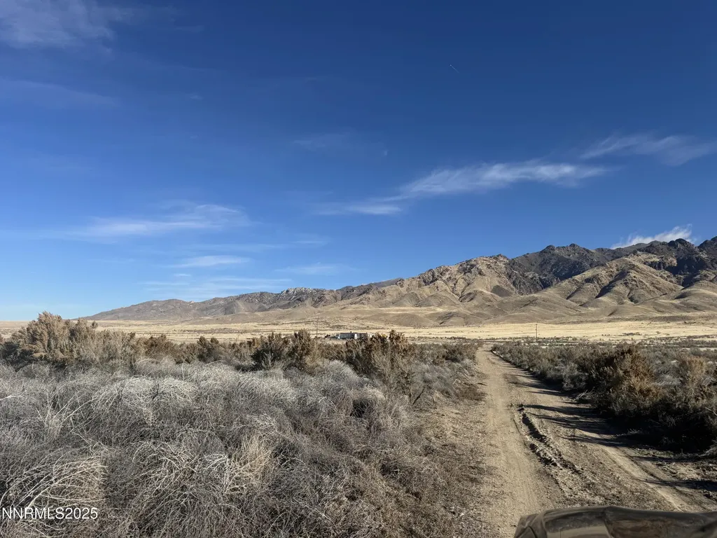 01111015 Well Road Lovelock NV 89419