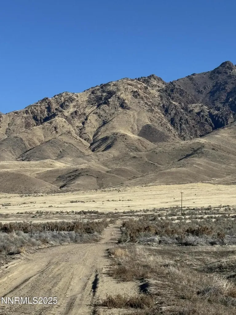 01111015 Well Road Lovelock NV 89419