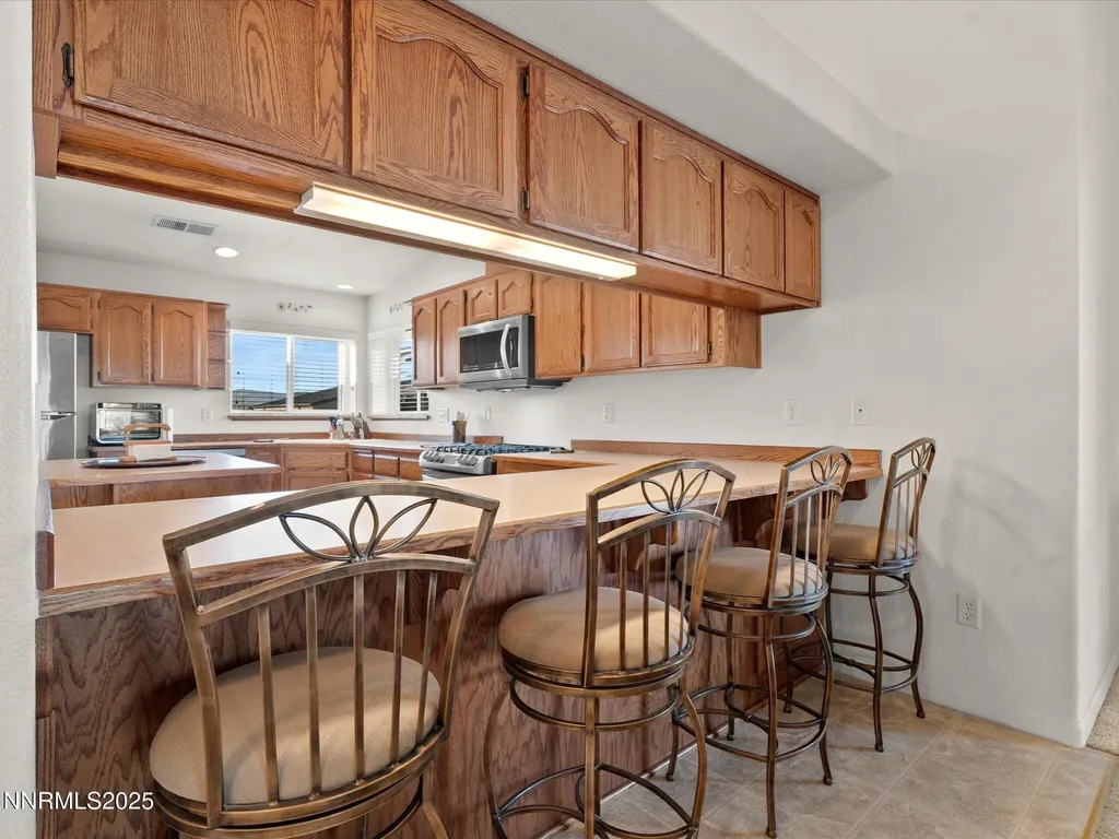 211 Bridlepath Fernley NV 89408