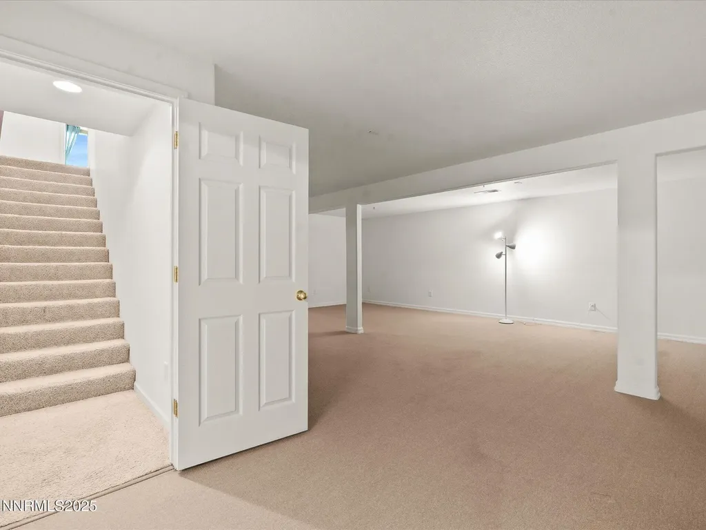 211 Bridlepath Fernley NV 89408