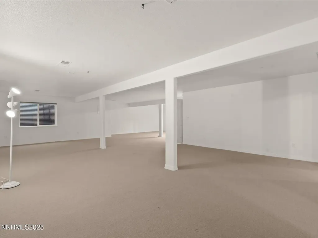 211 Bridlepath Fernley NV 89408