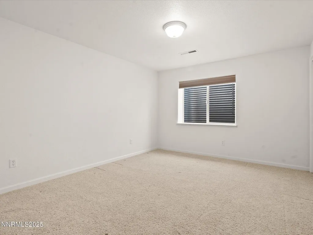 211 Bridlepath Fernley NV 89408