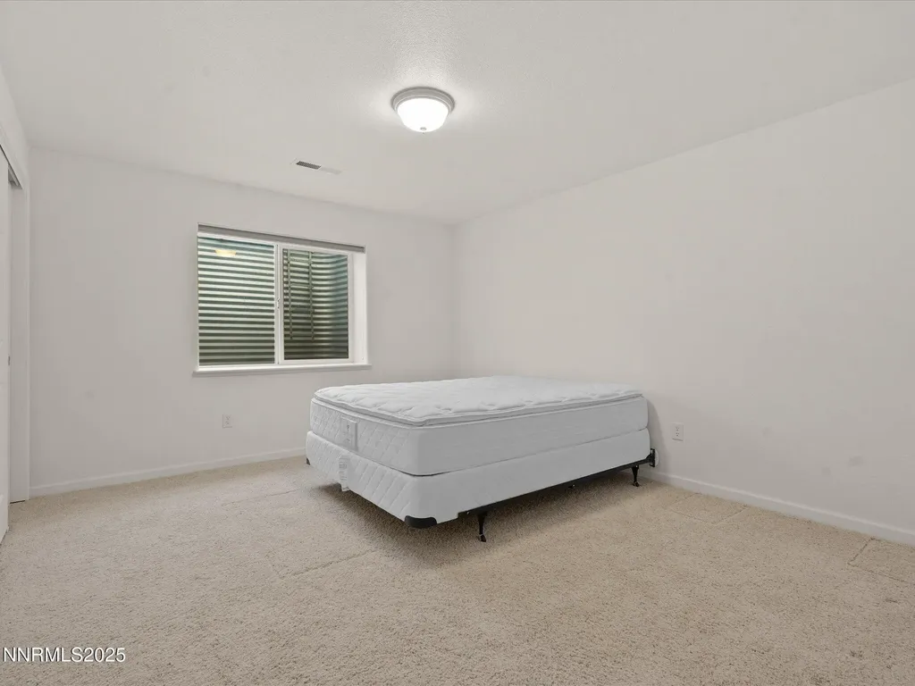 211 Bridlepath Fernley NV 89408