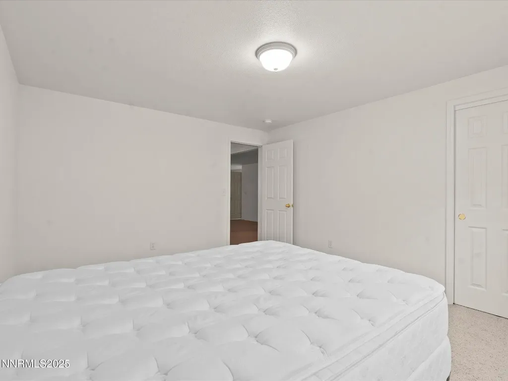 211 Bridlepath Fernley NV 89408