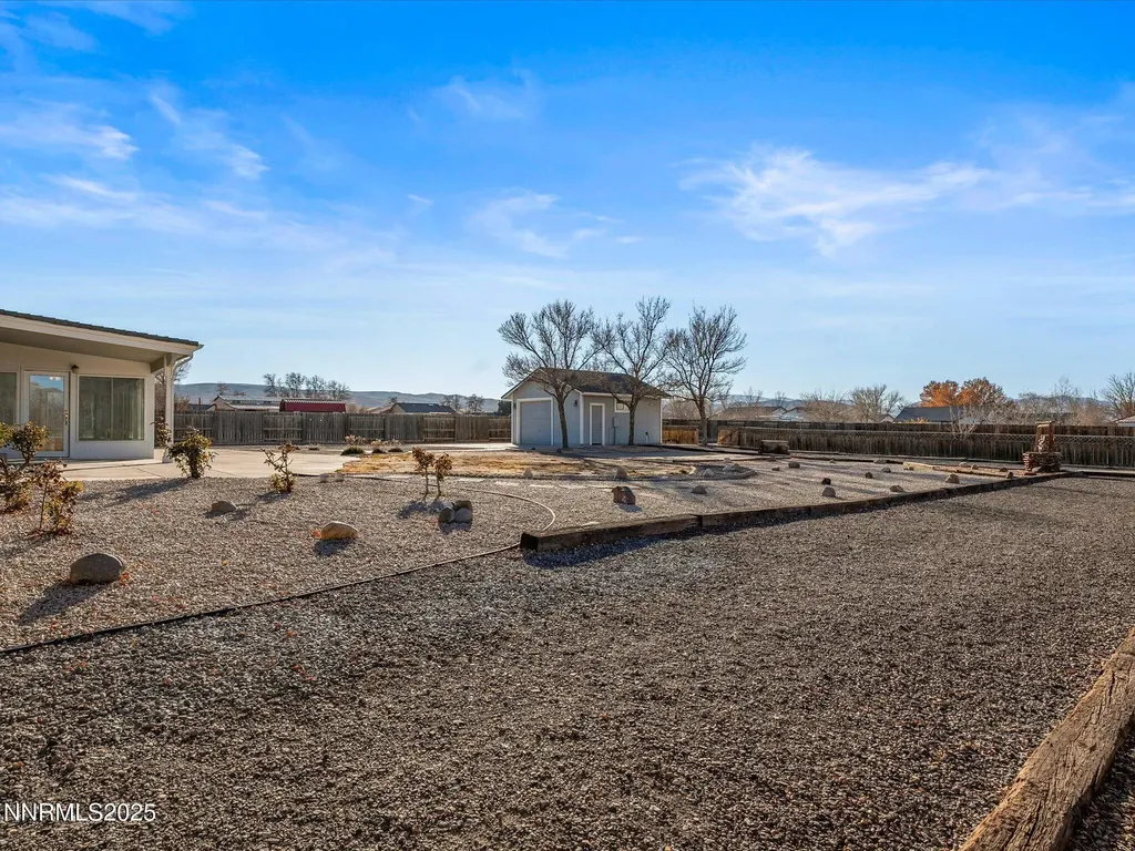 211 Bridlepath Fernley NV 89408