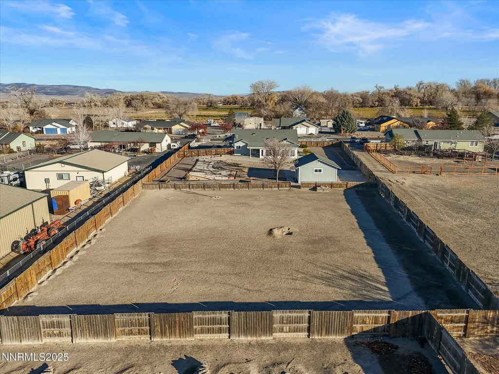 211 Bridlepath Fernley NV 89408