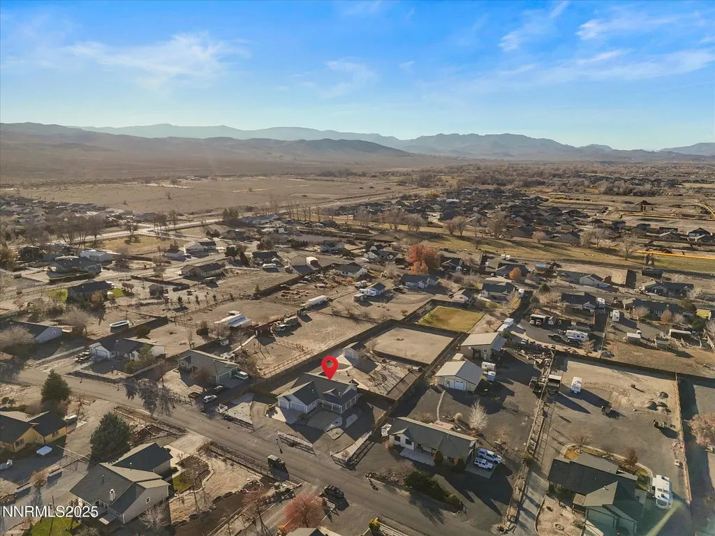 211 Bridlepath Fernley NV 89408
