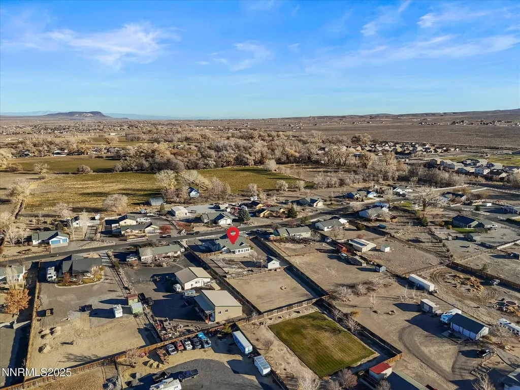 211 Bridlepath Fernley NV 89408