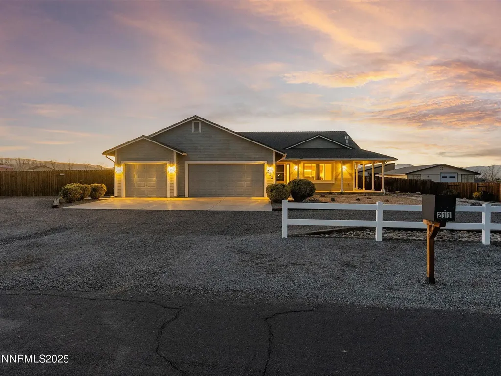 211 Bridlepath Fernley NV 89408