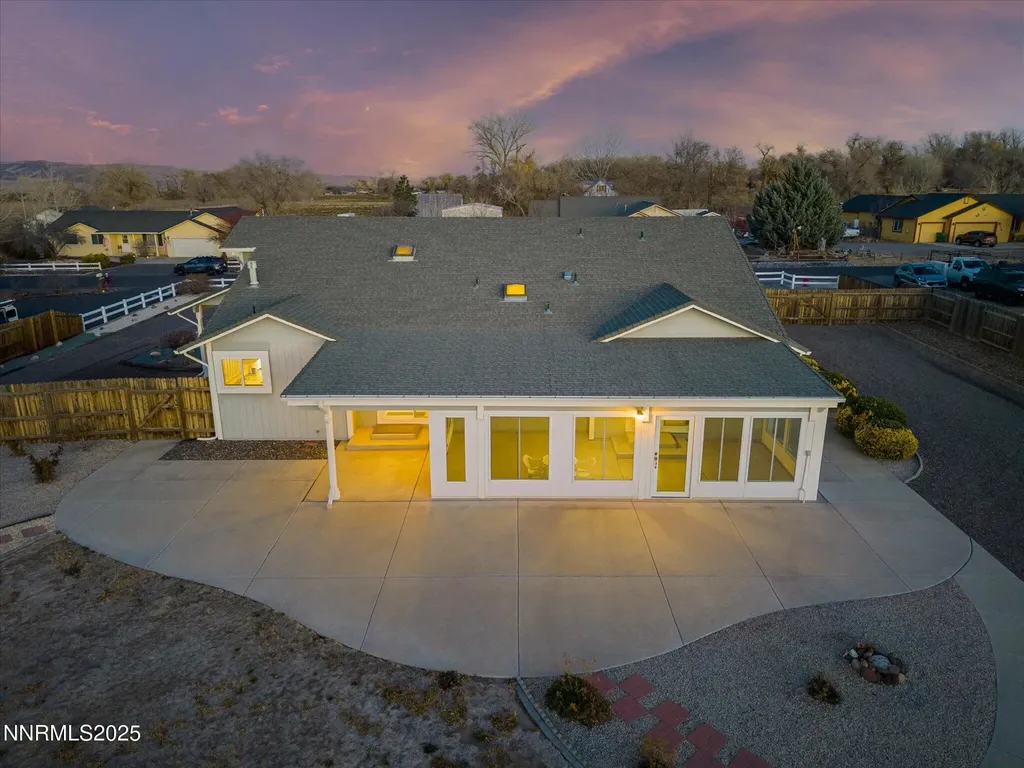 211 Bridlepath Fernley NV 89408