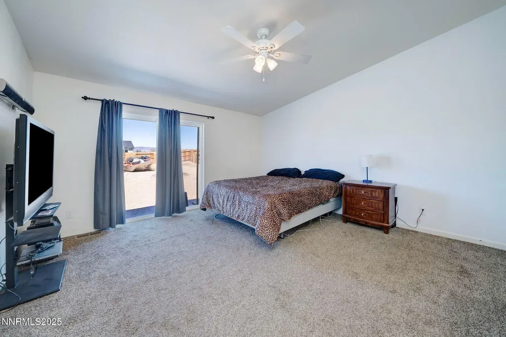 3175 Snowberry Silver Springs NV 89429