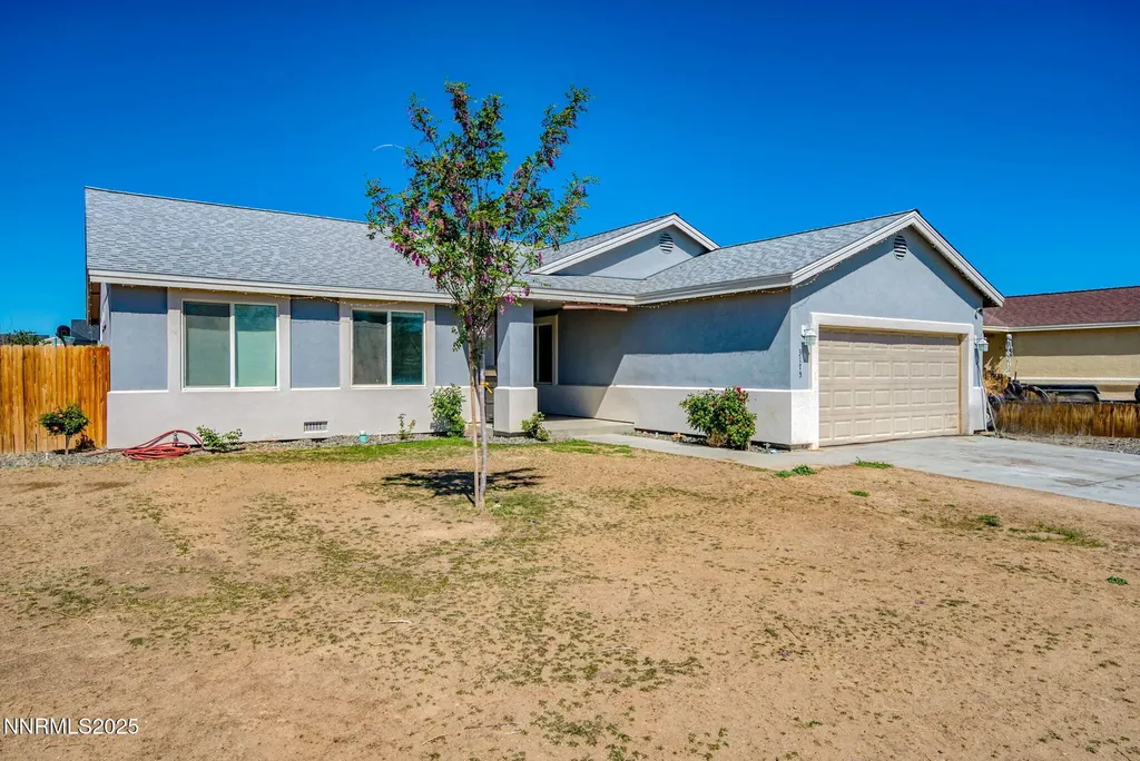 3175 Snowberry Silver Springs NV 89429