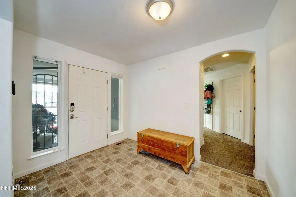 3175 Snowberry Silver Springs NV 89429