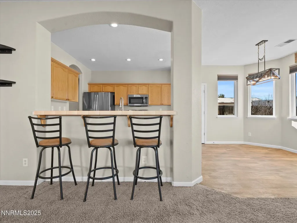 327 Valley Vista Dayton NV 89403