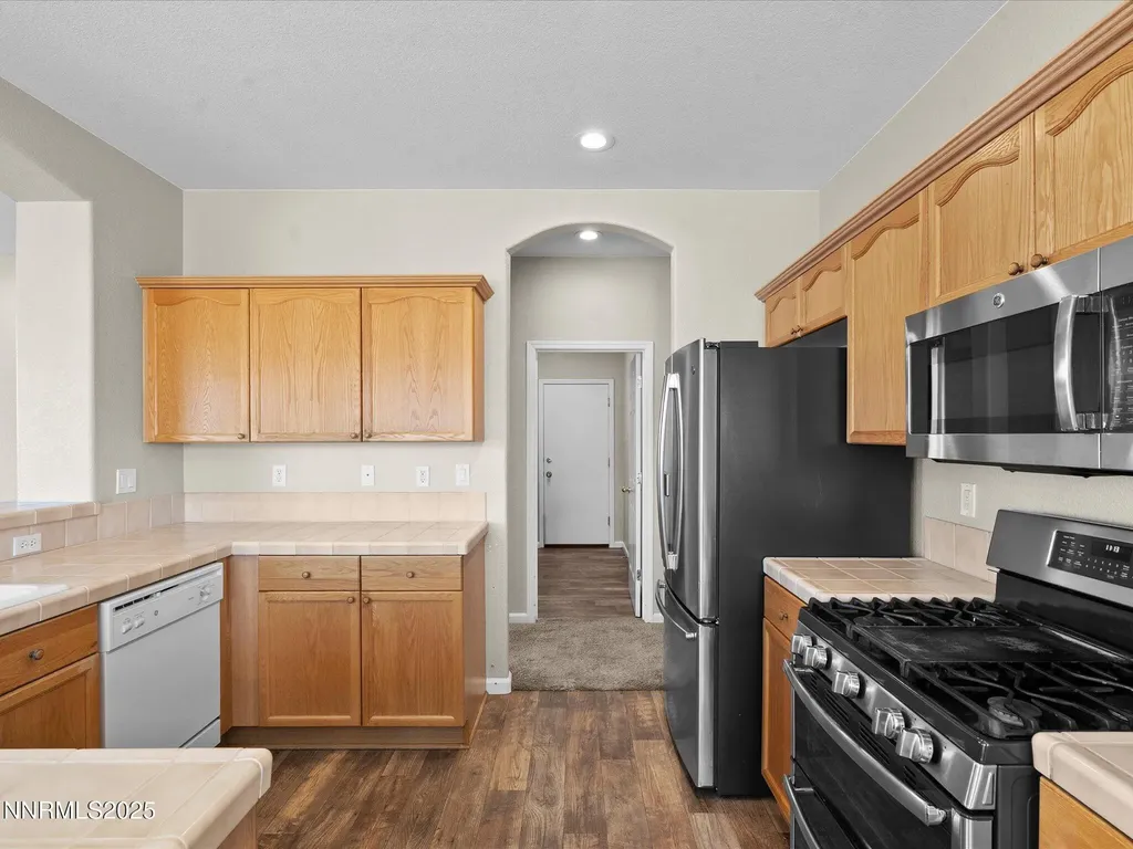327 Valley Vista Dayton NV 89403