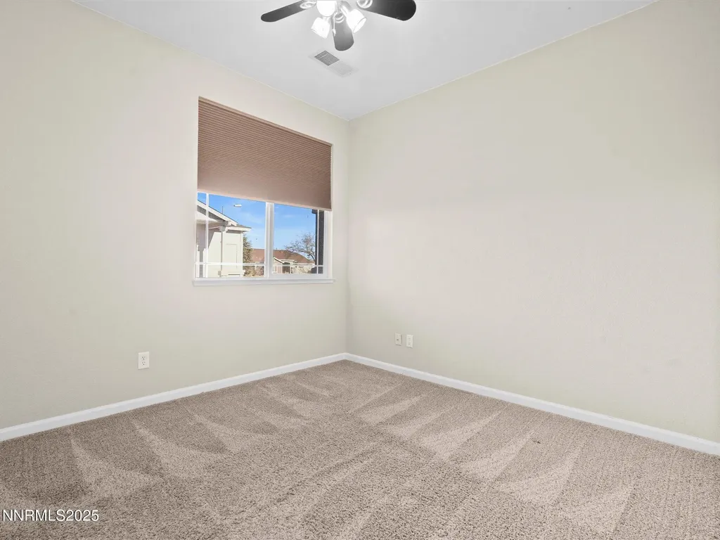 327 Valley Vista Dayton NV 89403