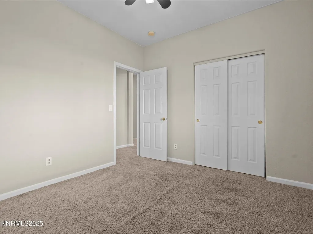 327 Valley Vista Dayton NV 89403