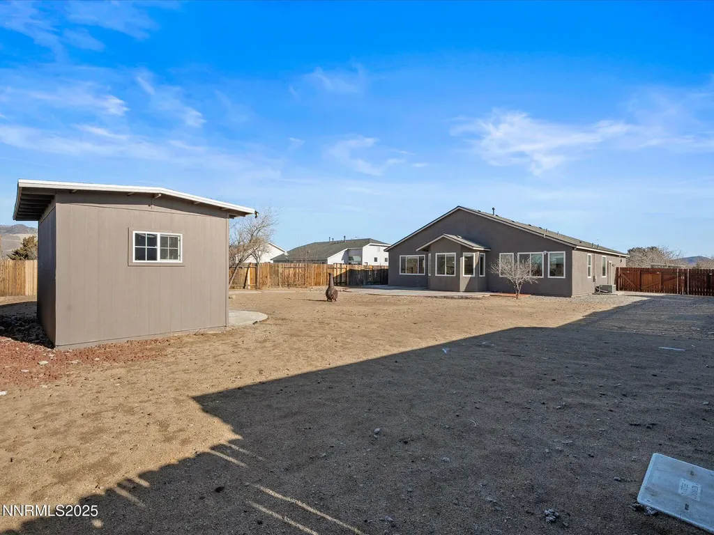 327 Valley Vista Dayton NV 89403