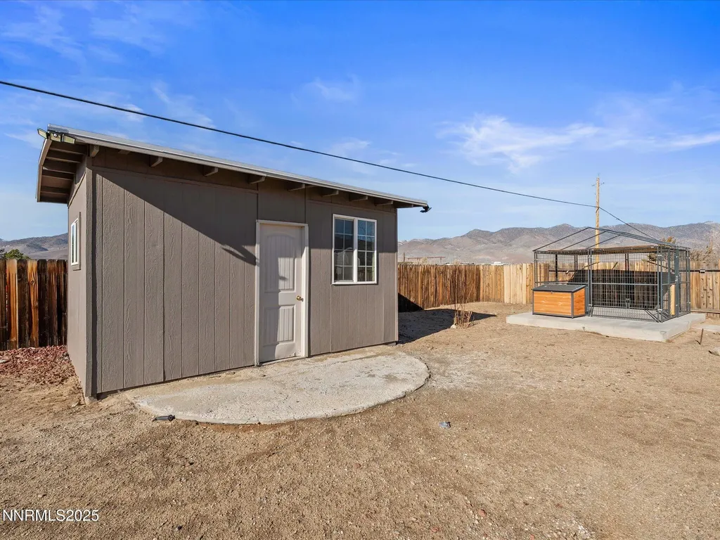 327 Valley Vista Dayton NV 89403