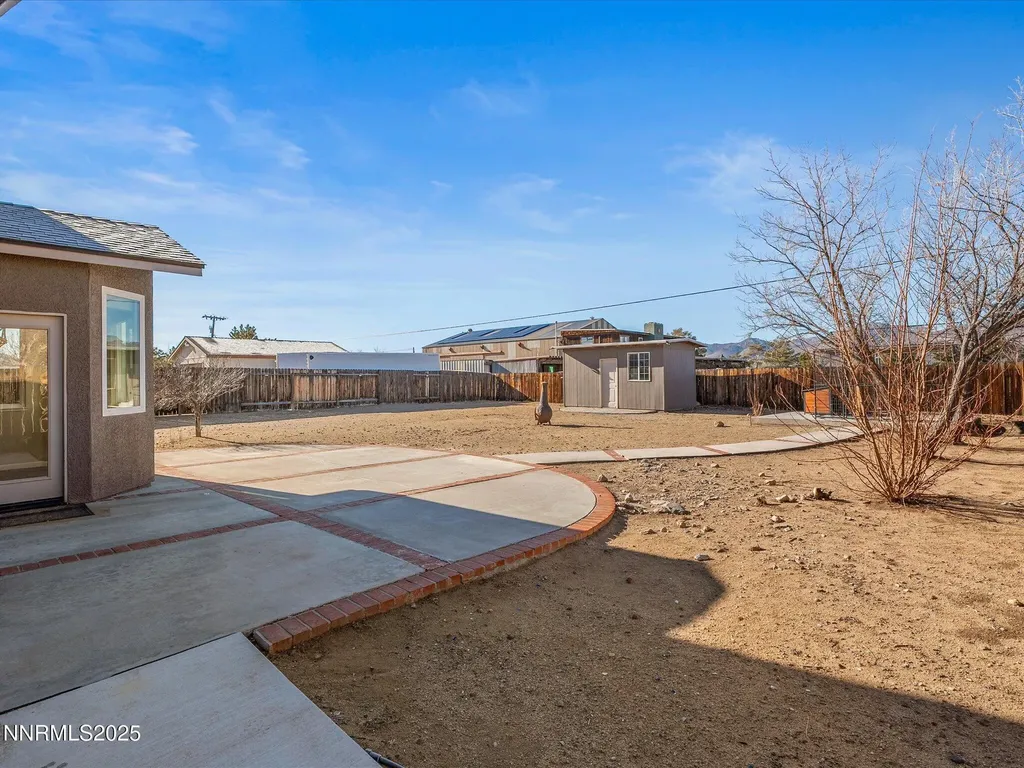 327 Valley Vista Dayton NV 89403