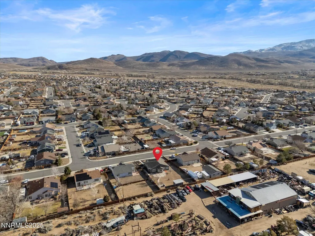 327 Valley Vista Dayton NV 89403