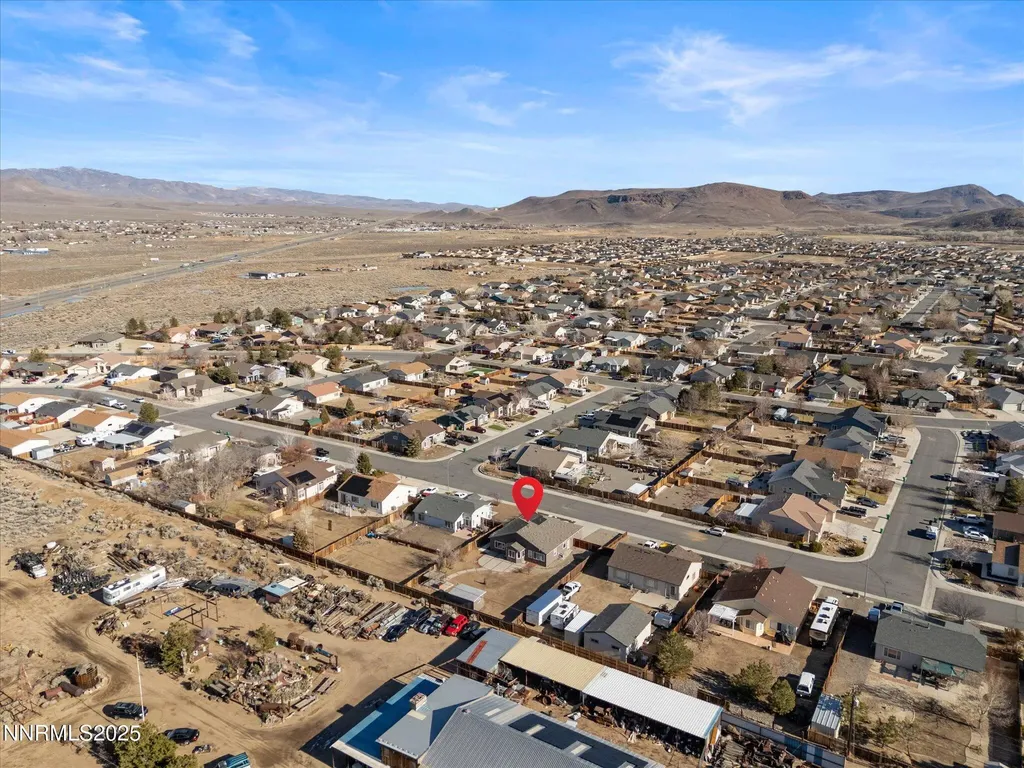 327 Valley Vista Dayton NV 89403