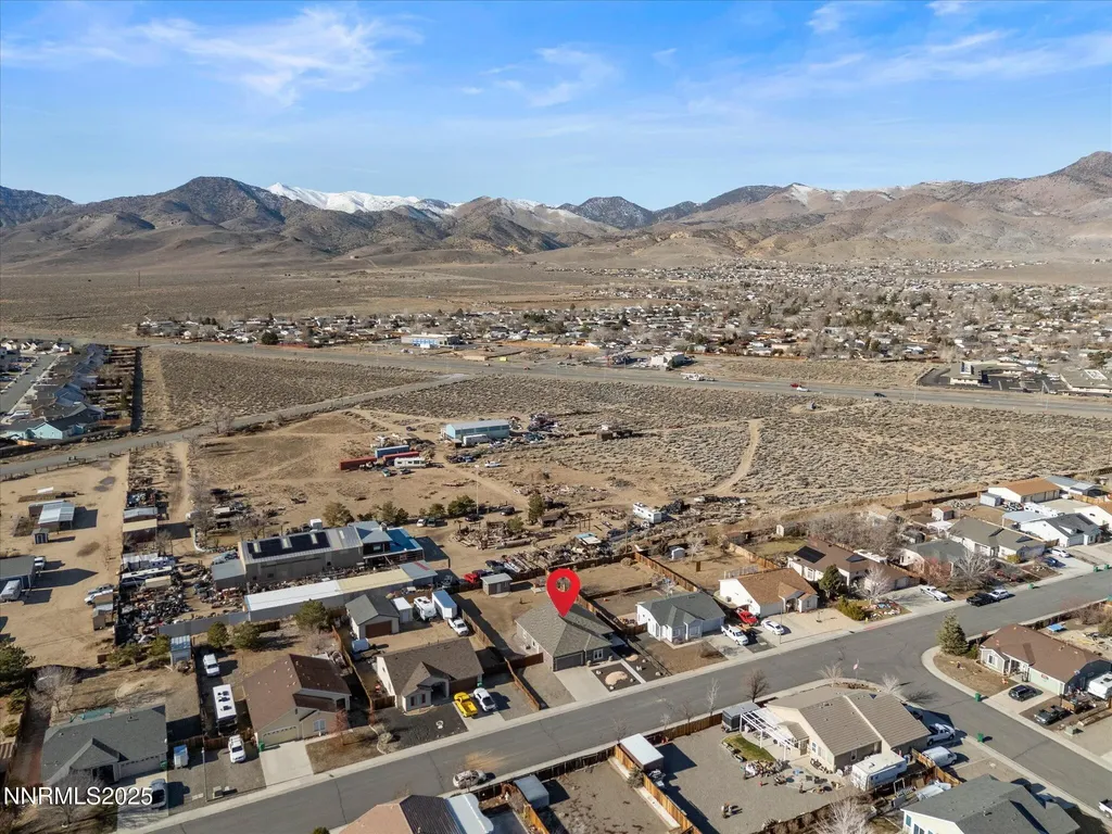 327 Valley Vista Dayton NV 89403
