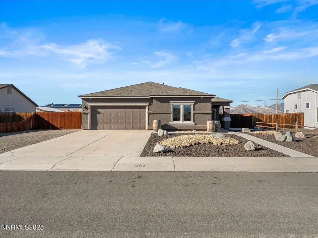 327 Valley Vista Dayton NV 89403