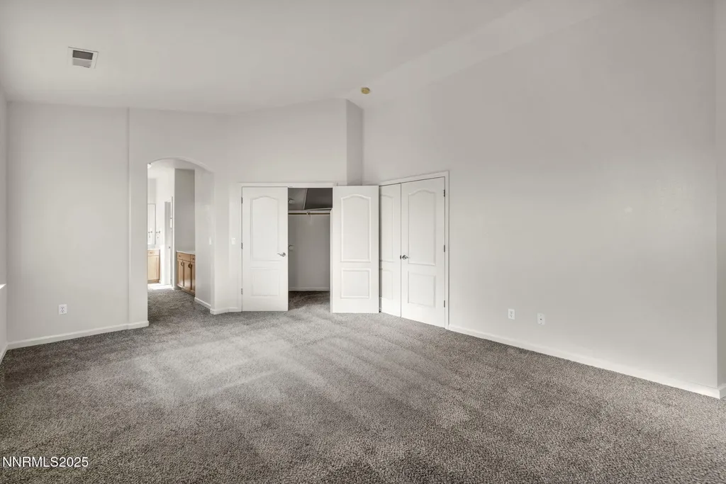 119 Red Oak Fernley NV 89408