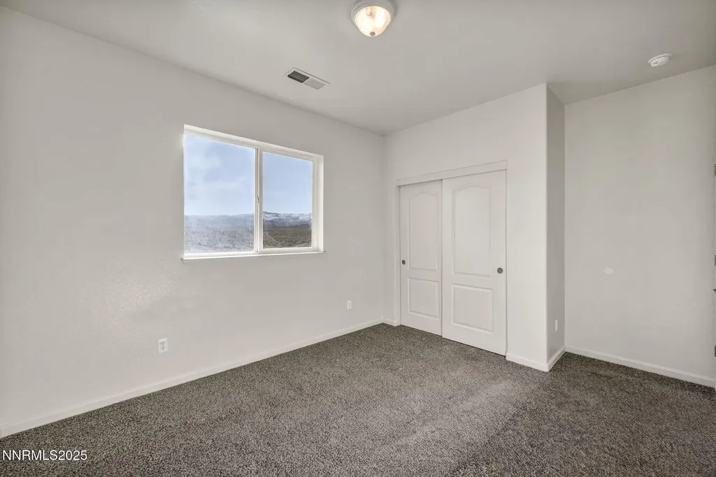 119 Red Oak Fernley NV 89408