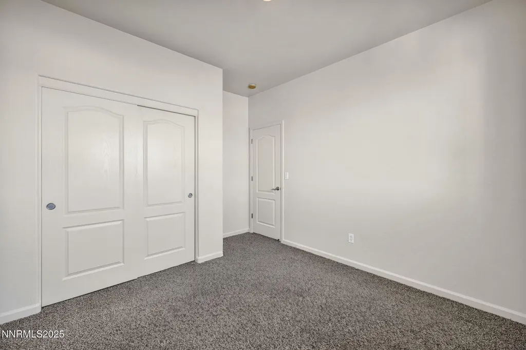 119 Red Oak Fernley NV 89408